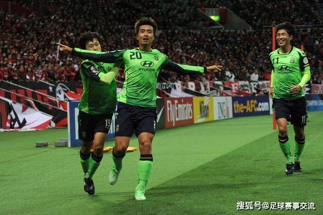Shams：很多人怀疑特伦特跟雄鹿有抽屉协议 但目前我没得到证据